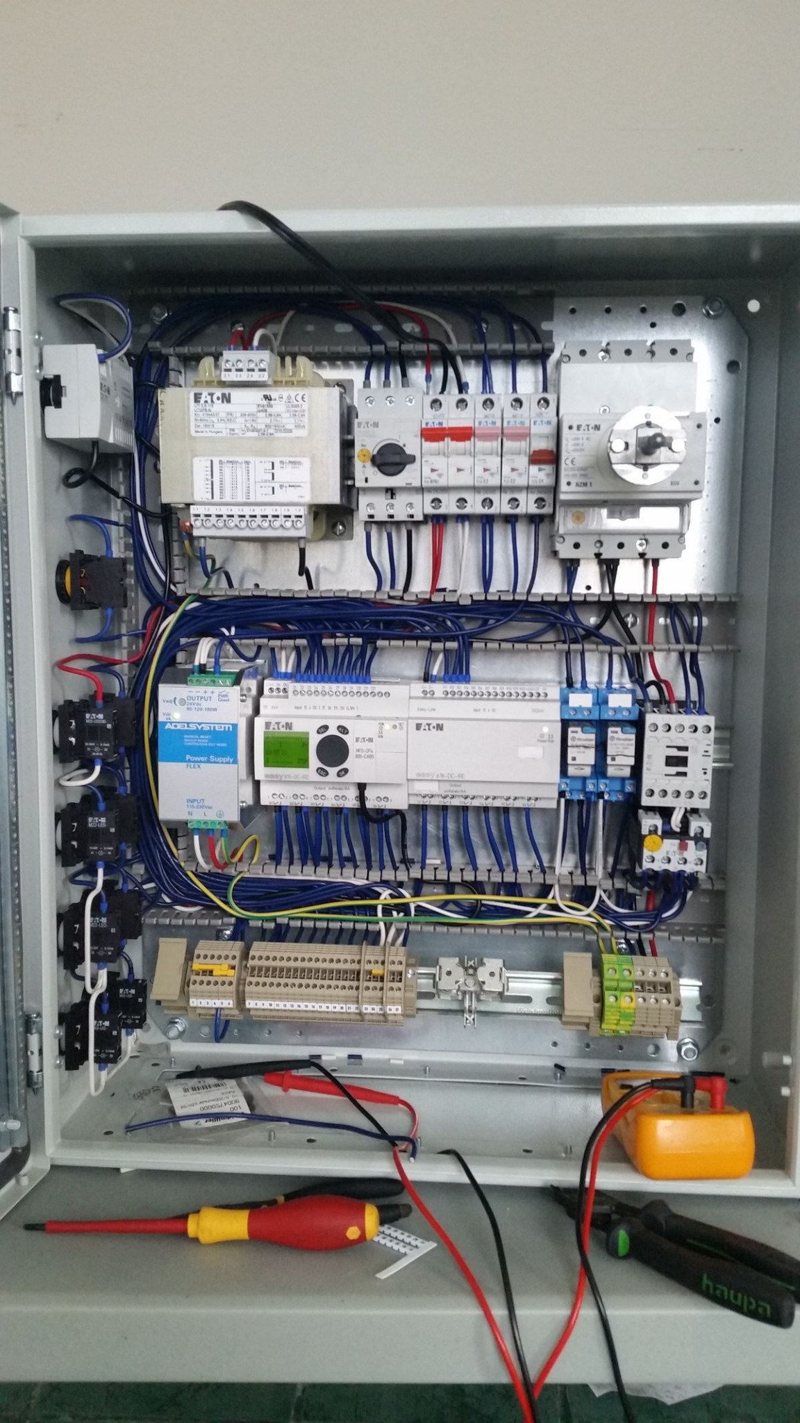 Tablero industrial de control